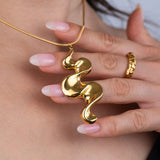 COLLIER ISADORA